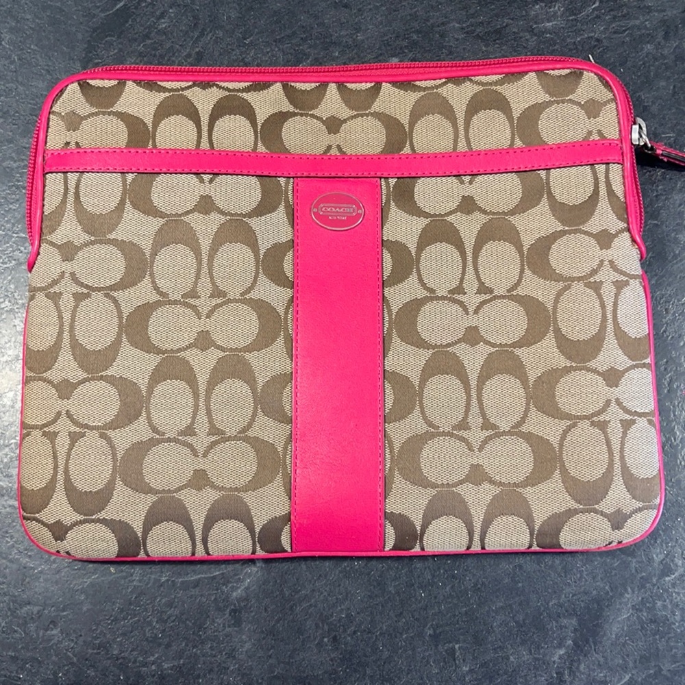 Coach zipper pouch